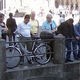 039 Maar niemand kon zeggen wat ze aan het doen waren